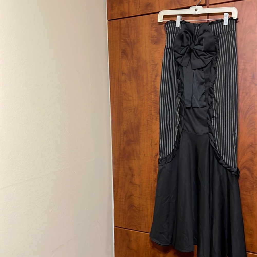 Long skirt